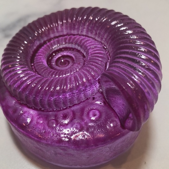 Artisan Hand Crafted Purple Art Glass Paperweight Seashell Signed Numbered - Picture 2 of 11